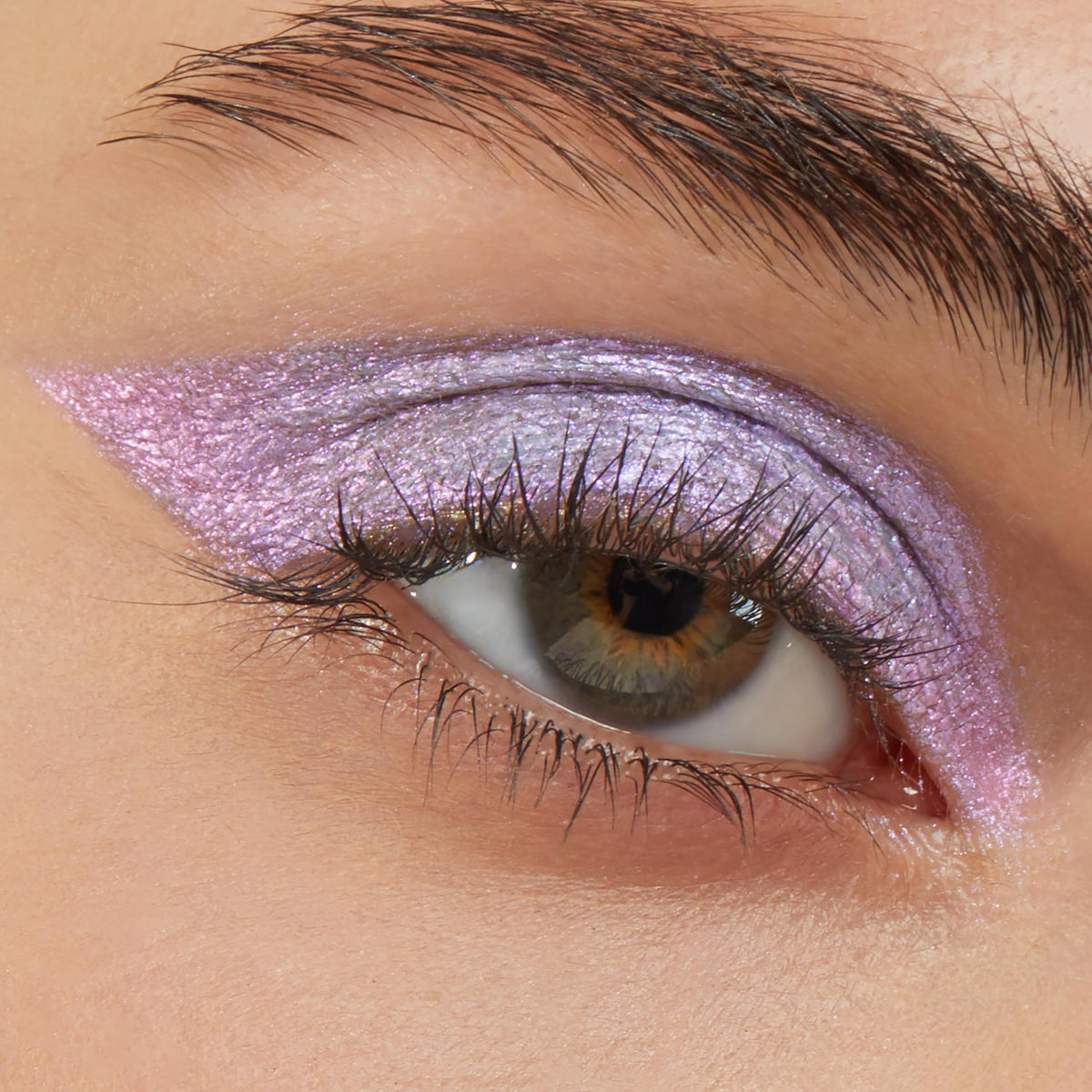 Détails du crayon à paupières ColourPop Shadow Stix avec taille-crayon intégré