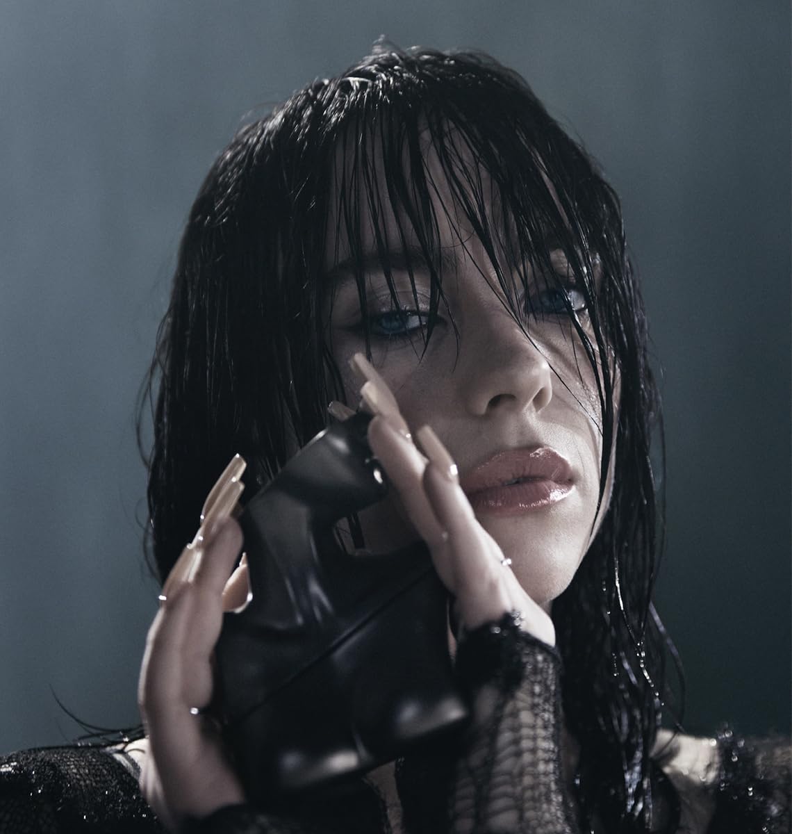 Détails du flacon de Billie Eilish Eau de Parfum No. 2