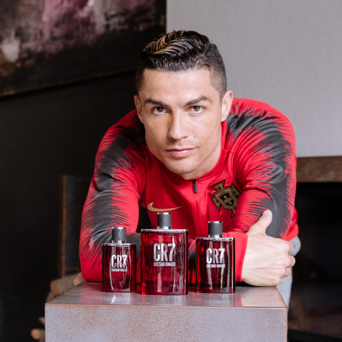 Détails du flacon de CR7 Eau de Toilette avec numéro de maillot de Ronaldo