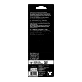 Détails du kit de manucure Tweezerman avec accessoires de soin des ongles