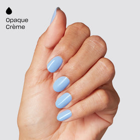 Détails du vernis gel OPI Shake Your Blue-ty avant séchage