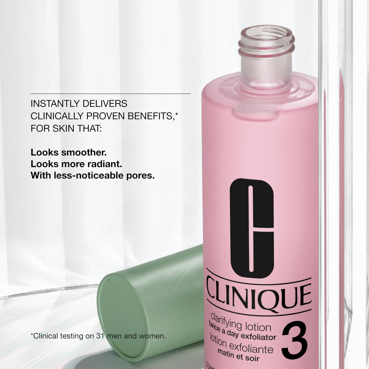 Détails sur la texture de la Clinique Clarifying Lotion 3