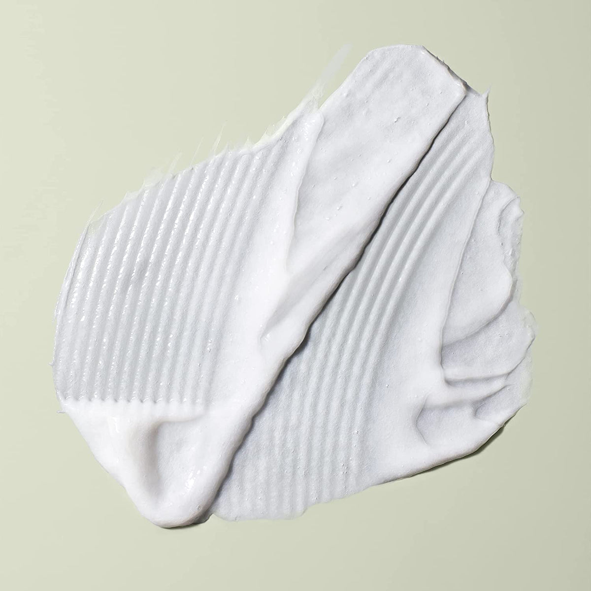 DevaCurl No-Poo Decadence dans un bain de soins 380g