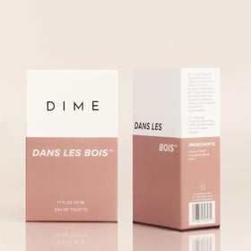 DIME Dans Les Bois parfum sur fond floral