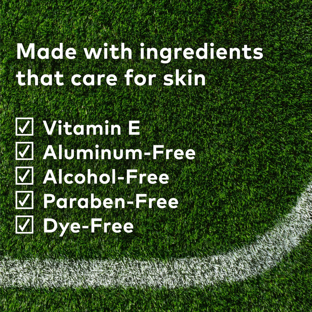 DOVE MEN + CARE Déodorant Spray Bamboo + Aloe, en situation d'utilisation