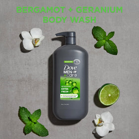 DOVE MEN + CARE Gel Douche Extra Frais 30 oz avec mousse sur la main