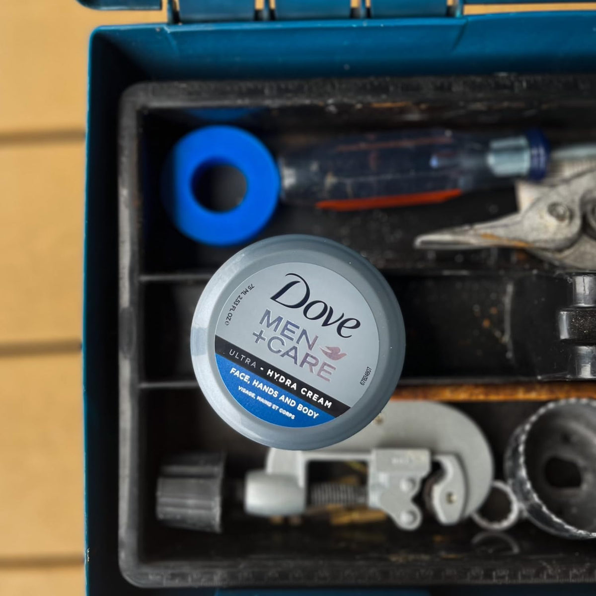Dove Men+Care Ultra Hydra Cream packaging