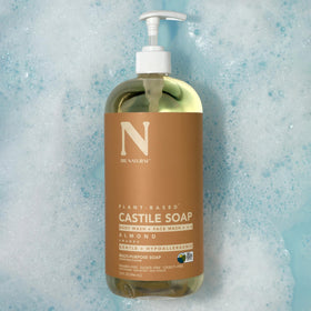 Dr. Natural Savon Liquide de Castille sur un support de douche
