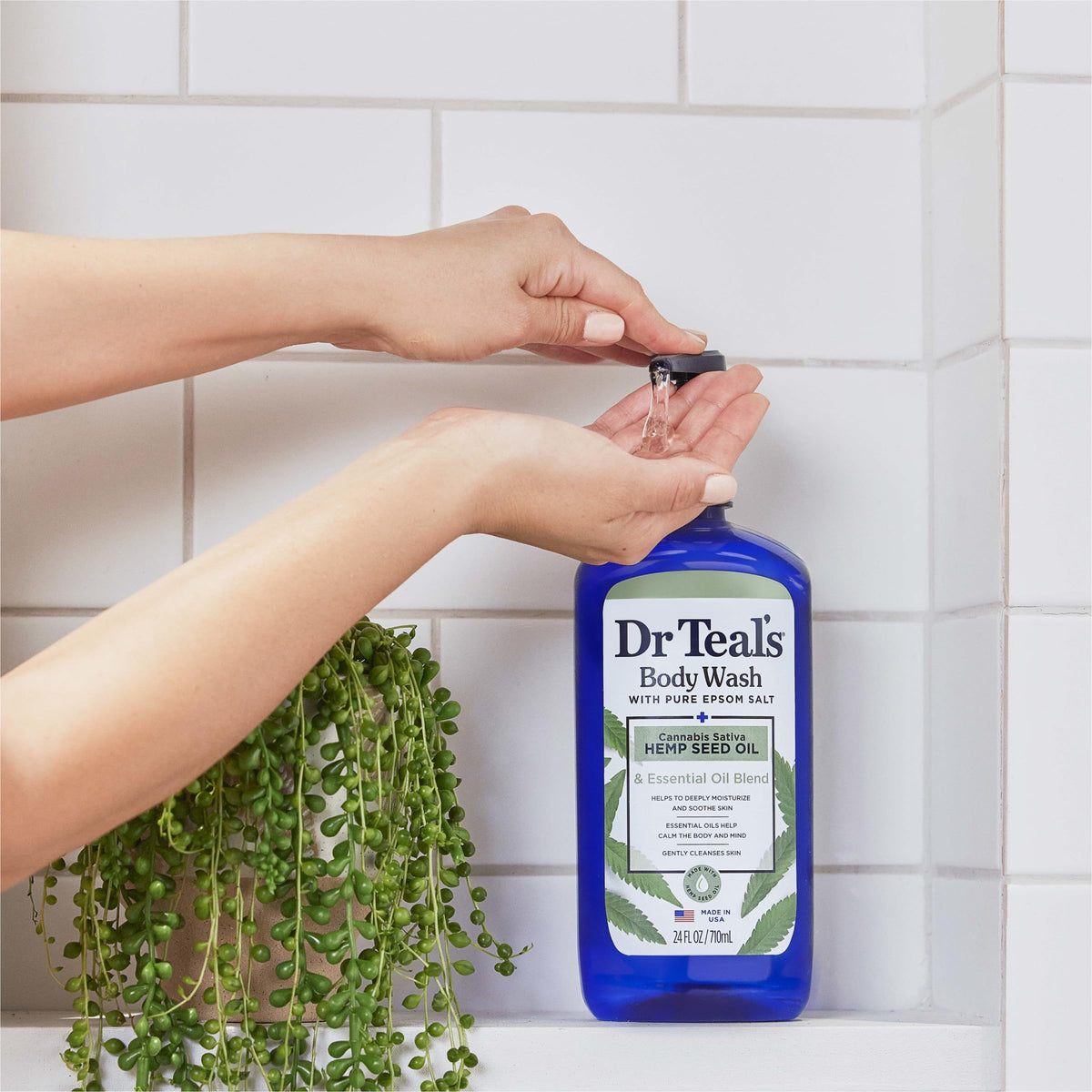 Dr Teal's gel douche 24 fl oz dans un environnement de salle de bain