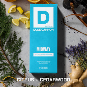 Duke Cannon Proper Cologne Midway vue de côté avec bouchon