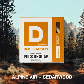 Duke Cannon Savon en Puck Sawtooth packaging
