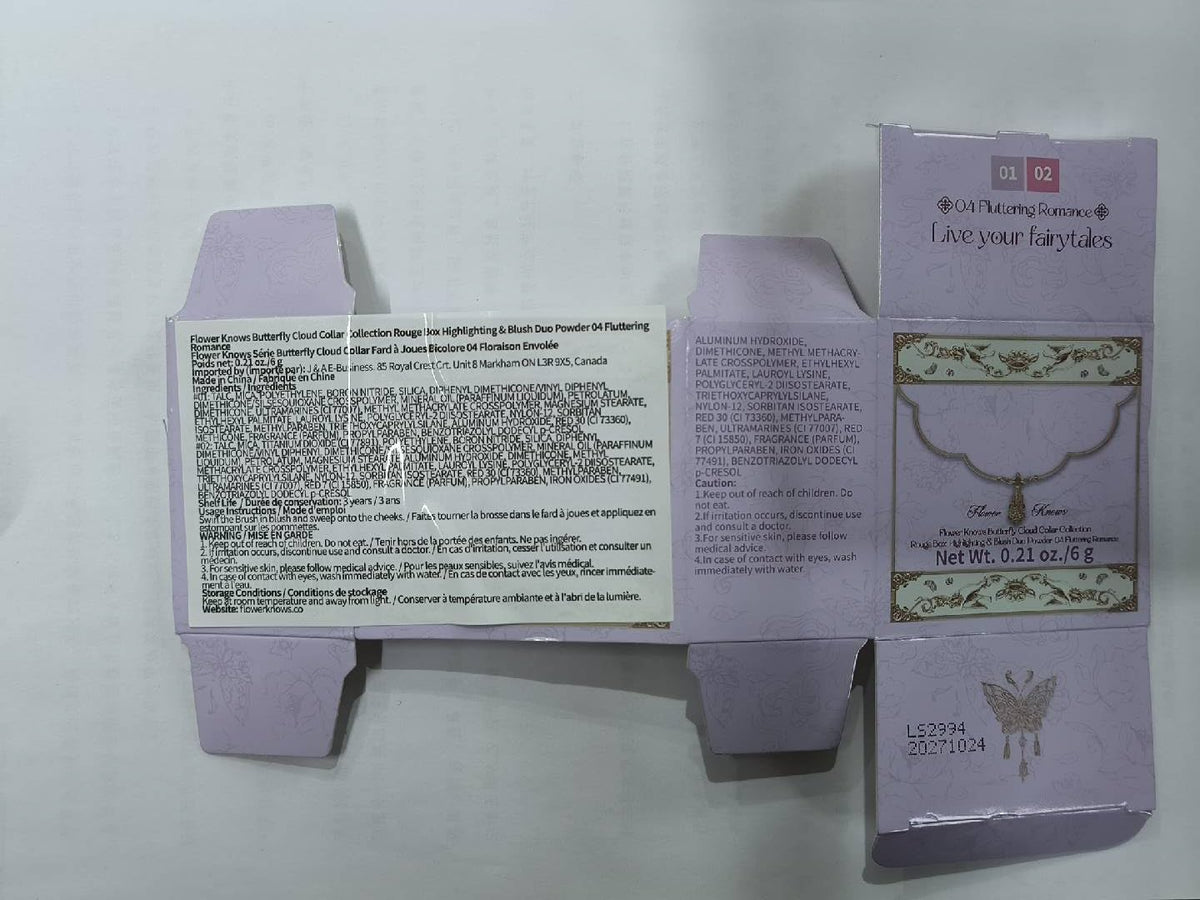 Duo de poudres blush Flower Knows 04 Fluttering Romance avec échantillon de couleurs