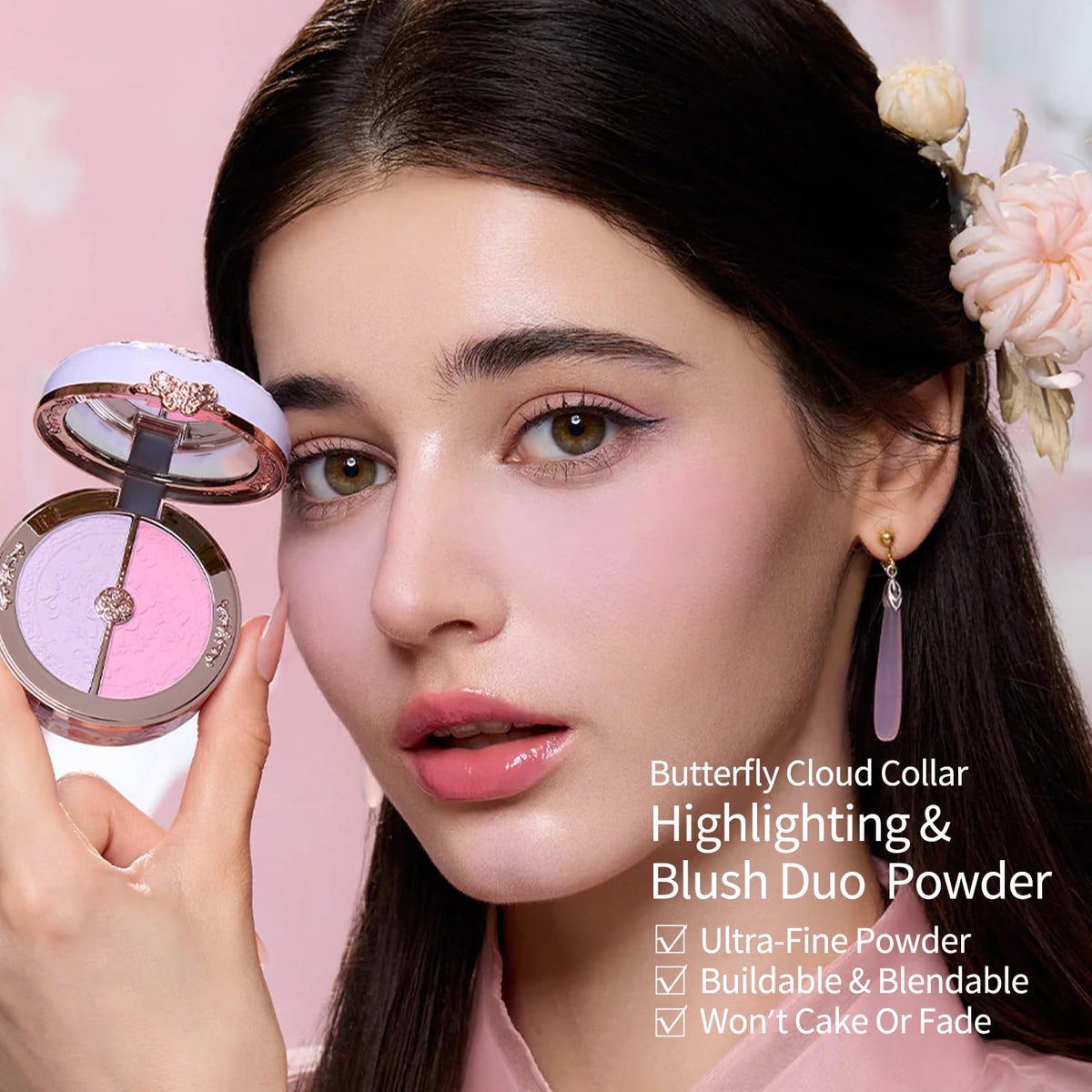 Duo de poudres blush Flower Knows 04 Fluttering Romance ouvert montrant les teintes lilas et fuchsia