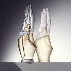 Duo de sprays Donna Karan Cashmere Mist avec fond élégant