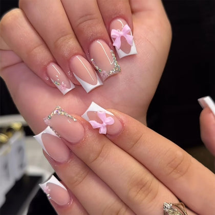 DZPGUONIZ faux ongles pressés blancs avec strass, vue de face