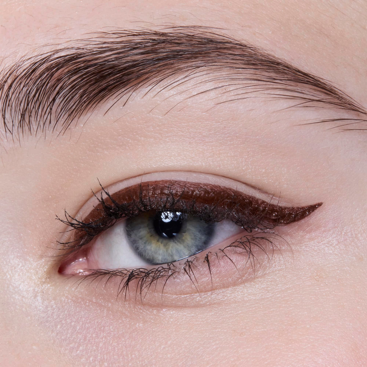 e.l.f. Eyeliner H2O Proof Marron Foncé 10g texture du produit