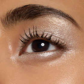 e.l.f. Fard à paupières pailleté Fine as Fleck 20g texture