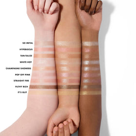 e.l.f. Fard à paupières pailleté Fine As Fleck avec autres produits de maquillage