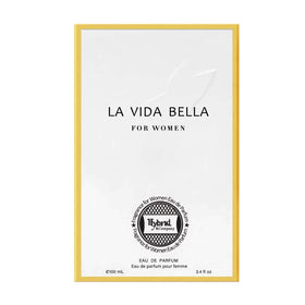 Eau de parfum La Vida Bella avec des fleurs en arrière-plan