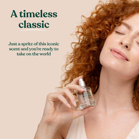 Eau de Toilette White Musk The Body Shop sur une surface naturelle