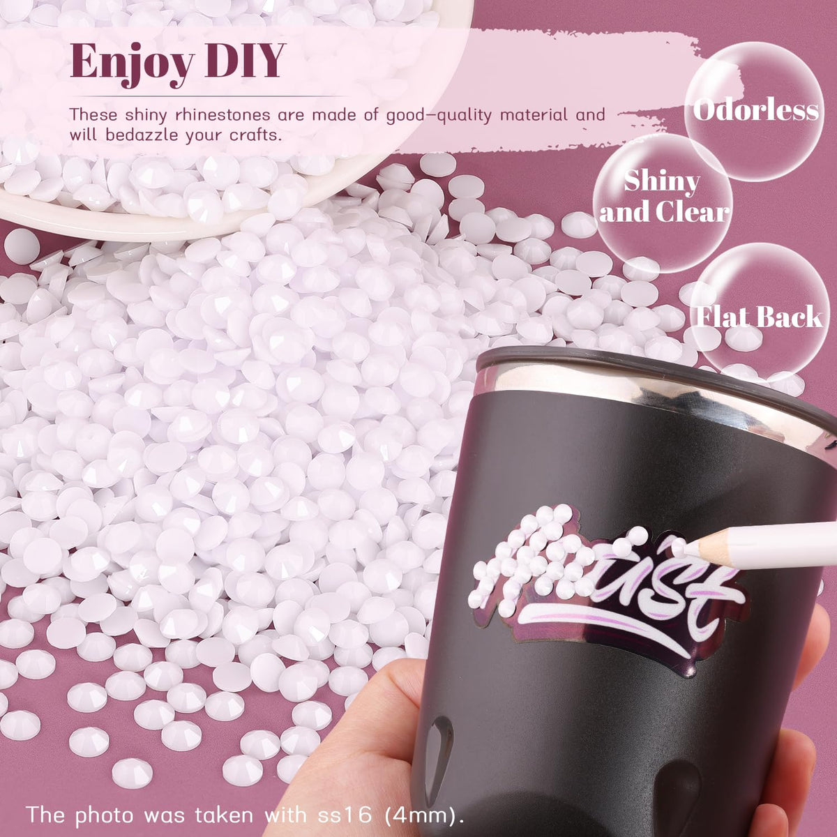 Échantillon de strass en résine sur un projet DIY