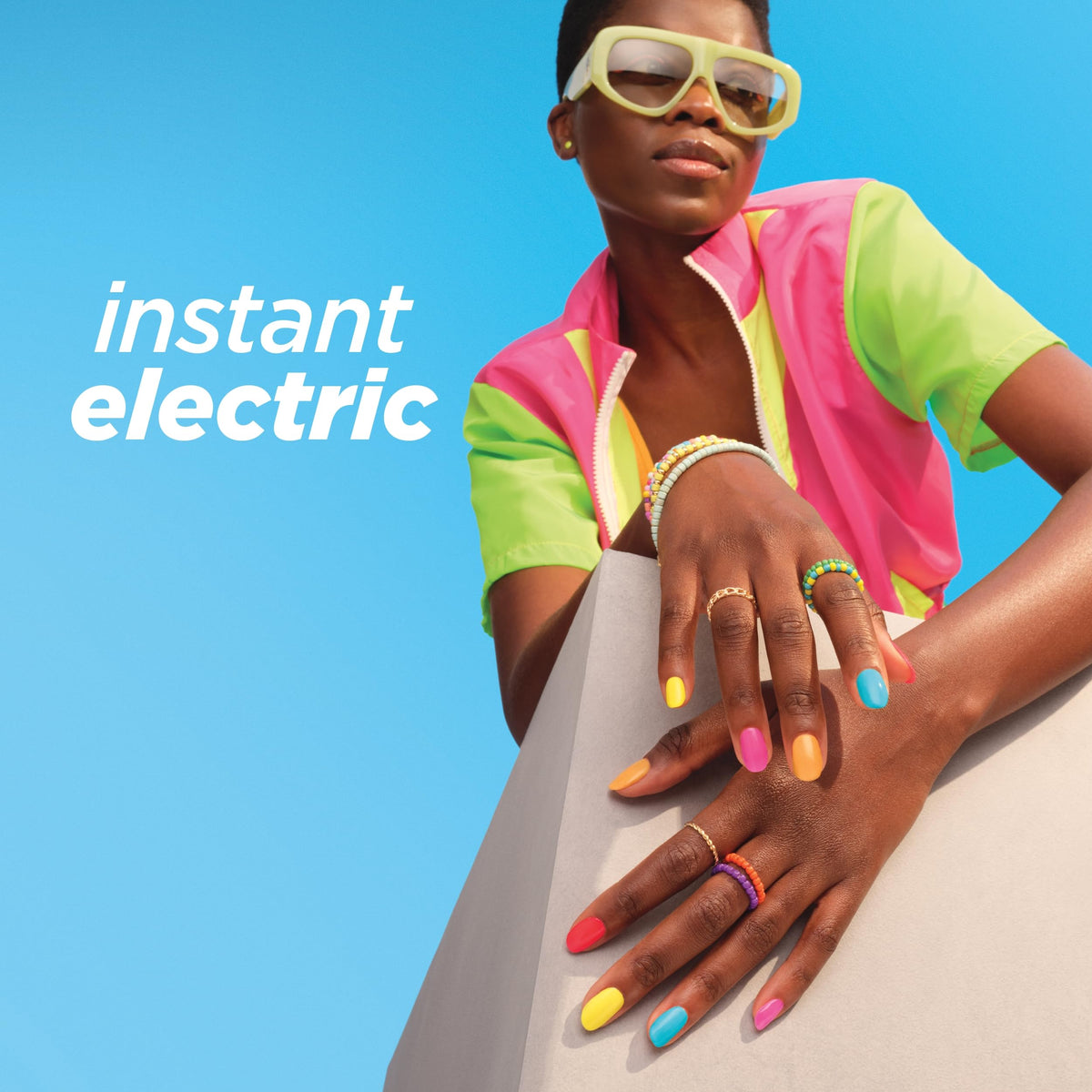 Échantillon de vernis à ongles Sally Hansen Insta-Dri sur un ongle