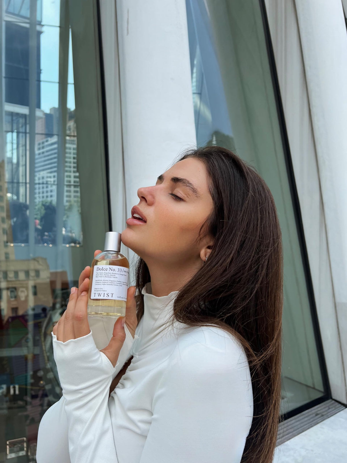 Échantillon gratuit de 2ml inclus avec le parfum Vintage No. 111