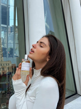 Échantillon gratuit de 2ml inclus avec le parfum Vintage No. 111