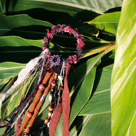 Élastique pour dreadlocks, vue de côté, montrant la texture