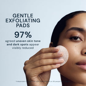 ELEMIS Pads montrant le côté texturé et lisse