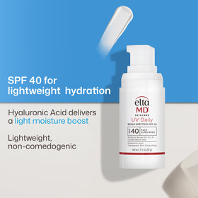 EltaMD UV Daily Crème Solaire sur une main