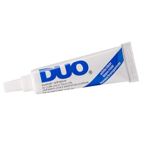 Emballage de la Colle à Cils DUO sur fond blanc