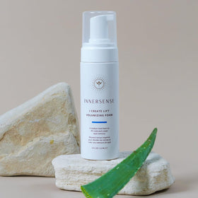 Emballage de la mousse volumisante Innersense