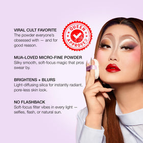 Emballage de la poudre libre Kimchi Chic sur un fond neutre