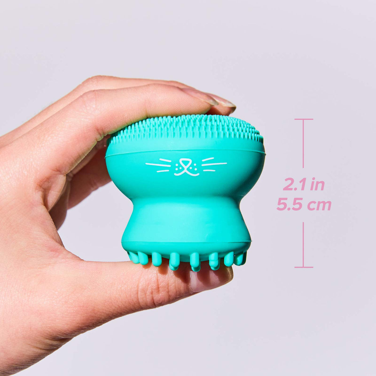 Emballage du I DEW CARE Pawfect Face Scrubber en silicone, format compact