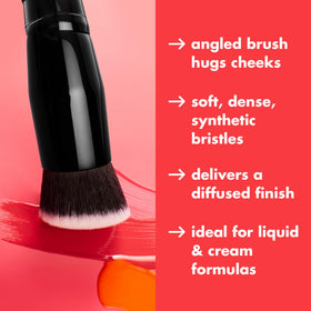 Emballage du pinceau à blush liquide e.l.f.