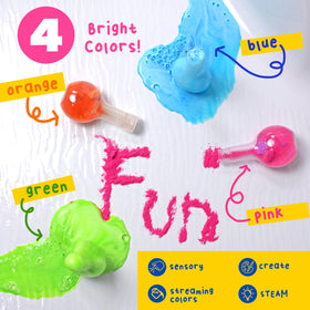 Enfants joyeux utilisant les potions de bain Mr. Bubble