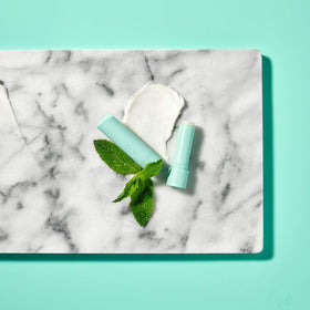 eos Baume à Lèvres Menthe Douce vue de face