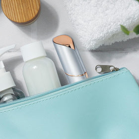 Épilateur facial innobeaut en paquet avec accessoires