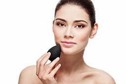 Éponge Aesthetica avec accessoires de maquillage