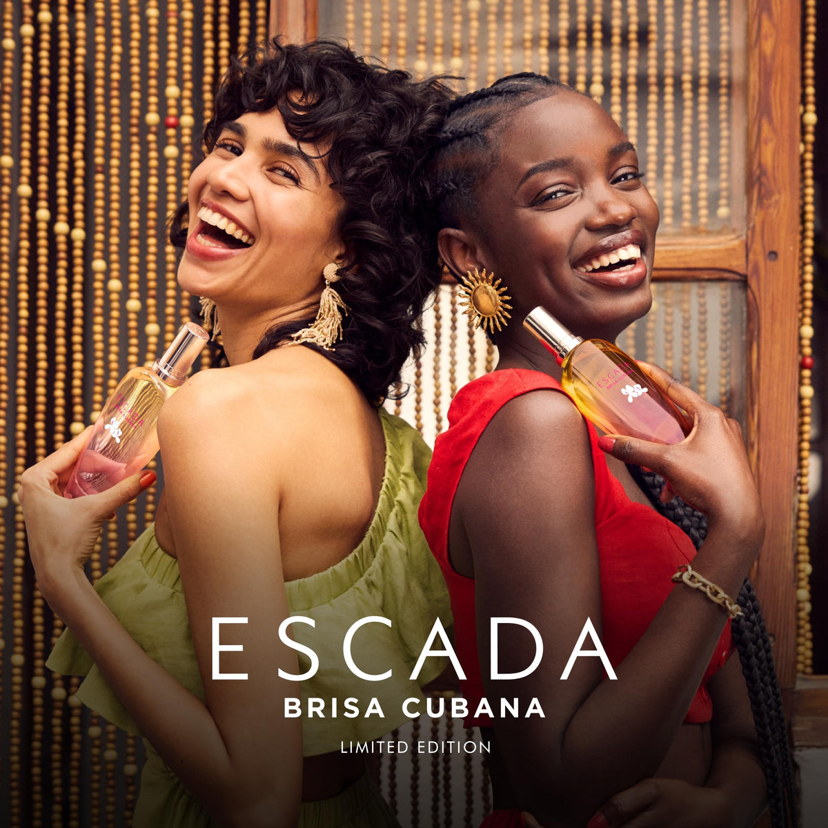 Escada Brisa Cubana Eau de Toilette 100 ml sur une table ensoleillée