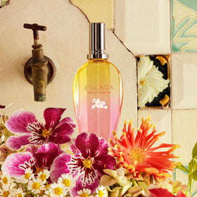 Escada Brisa Cubana Eau de Toilette dans un cadre de plage