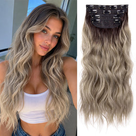Extensions capillaires clip-in LEEONS 20 pouces blonde ondulée vue de face