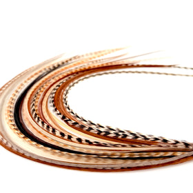 Extensions cheveux en plumes naturelles de Feather Headz, vue de face