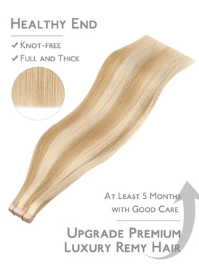 Extensions de cheveux Wennalife exposées sur une table
