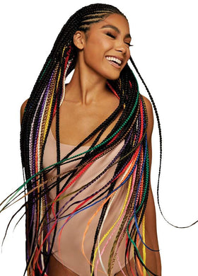 Extensions Outre X-Pression Braid 42 pouces en cours de tressage