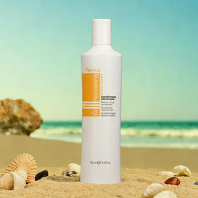 Fanola Nutri Care après-shampooing en usage sur cheveux