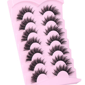 Faux cils EYDEVRO Wet Cat Eye en ambiance festive