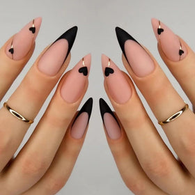 Faux ongles amande noir CTTHNBD avec design doré, pack de 24 pcs