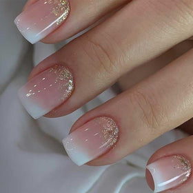 Faux ongles carrés rose brillant Foccna - vue de face